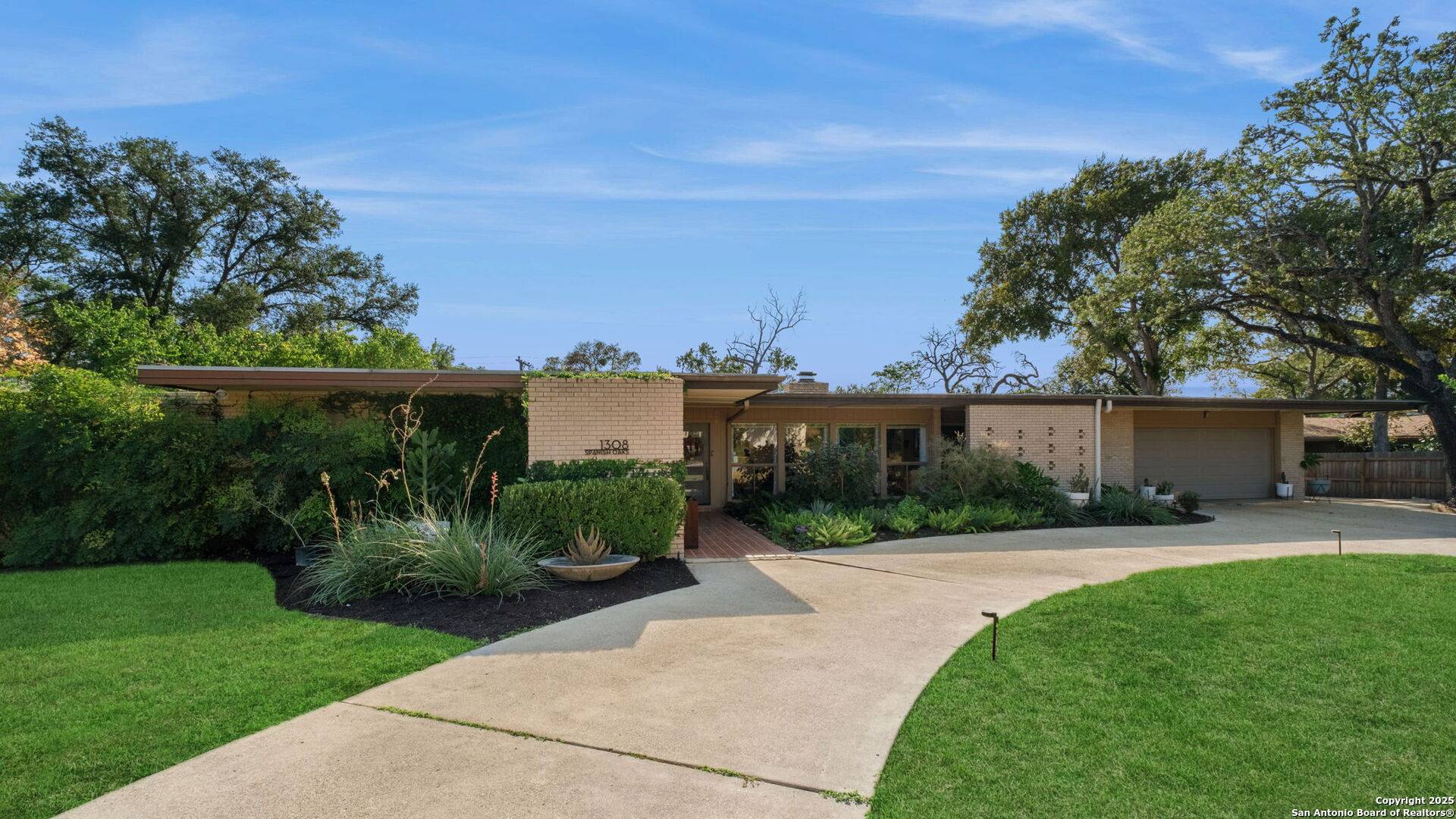 San Antonio, TX 78213,1308 Spanish Oaks