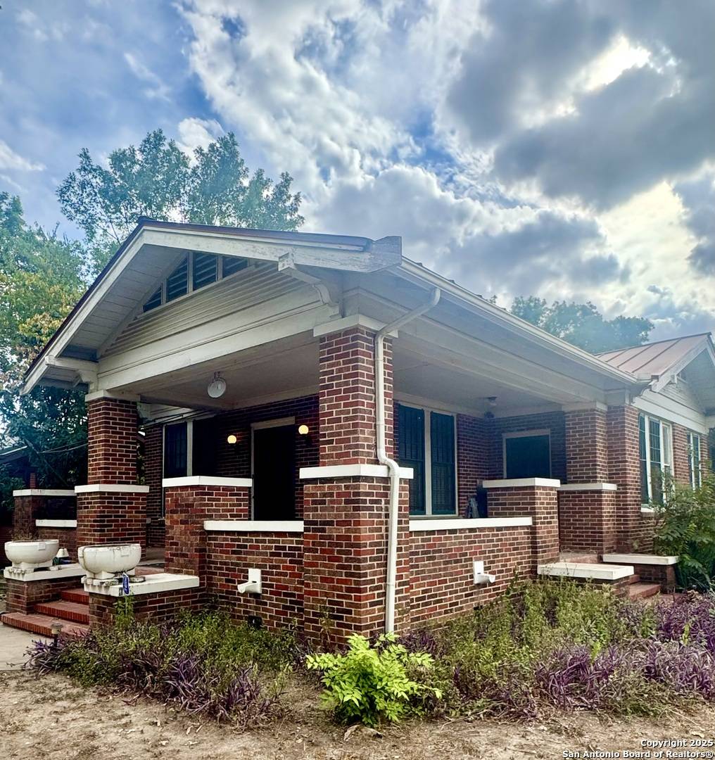 San Antonio, TX 78210,501 Adams