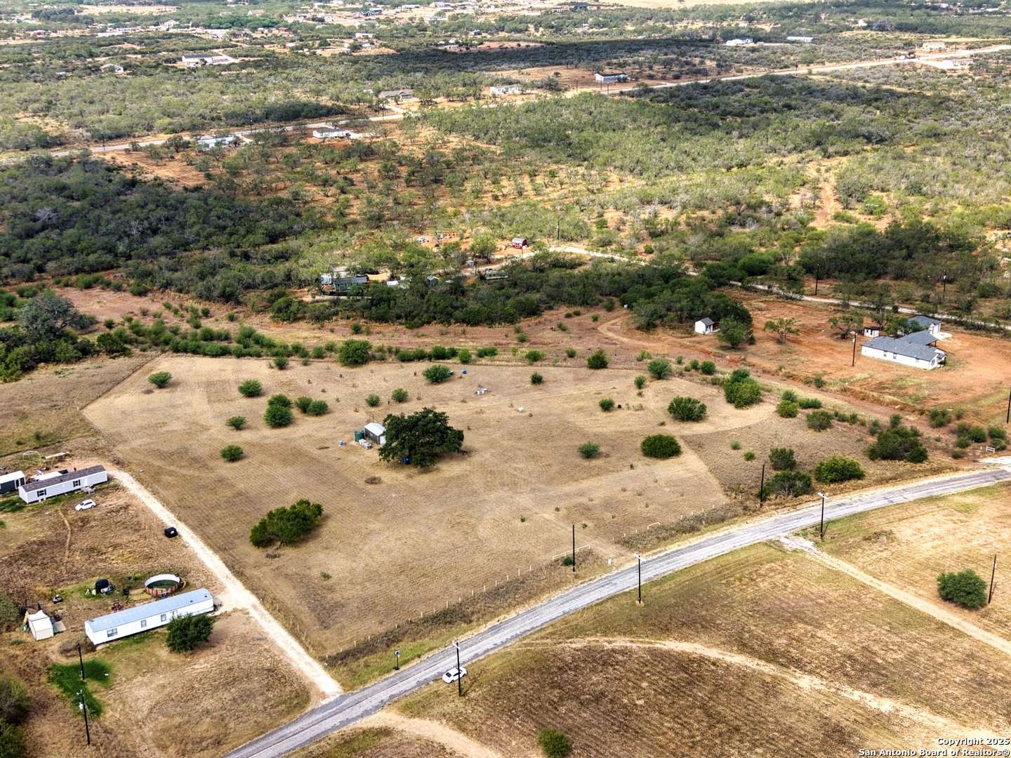 Moore, TX 78057,525 County Road 2645