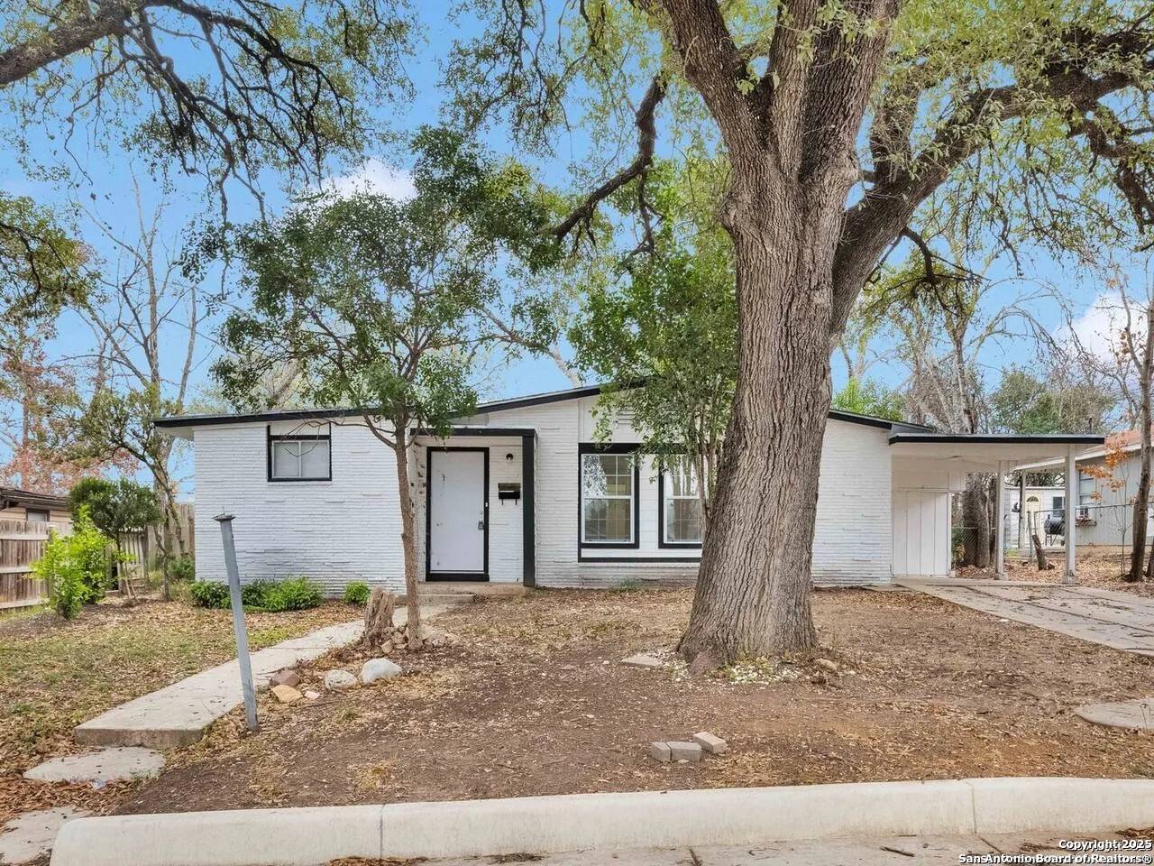 San Antonio, TX 78213,162 Birchwood Dr