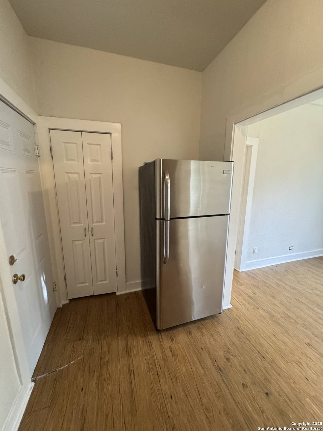 San Antonio, TX 78212,407 Locust UNIT 6