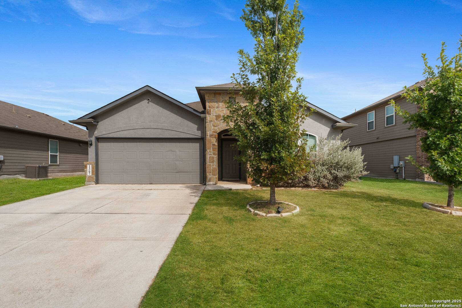 New Braunfels, TX 78130,1367 Fall Cover St