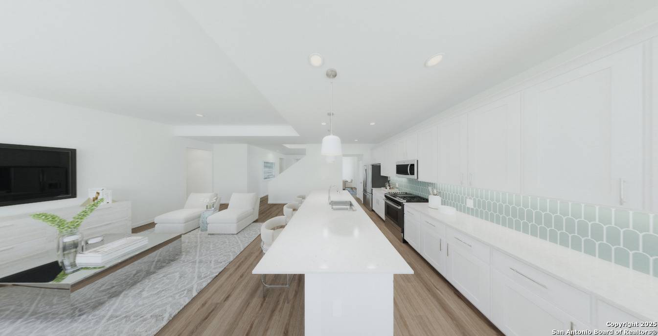 Adkins, TX 78101,187 Peeps Ct.