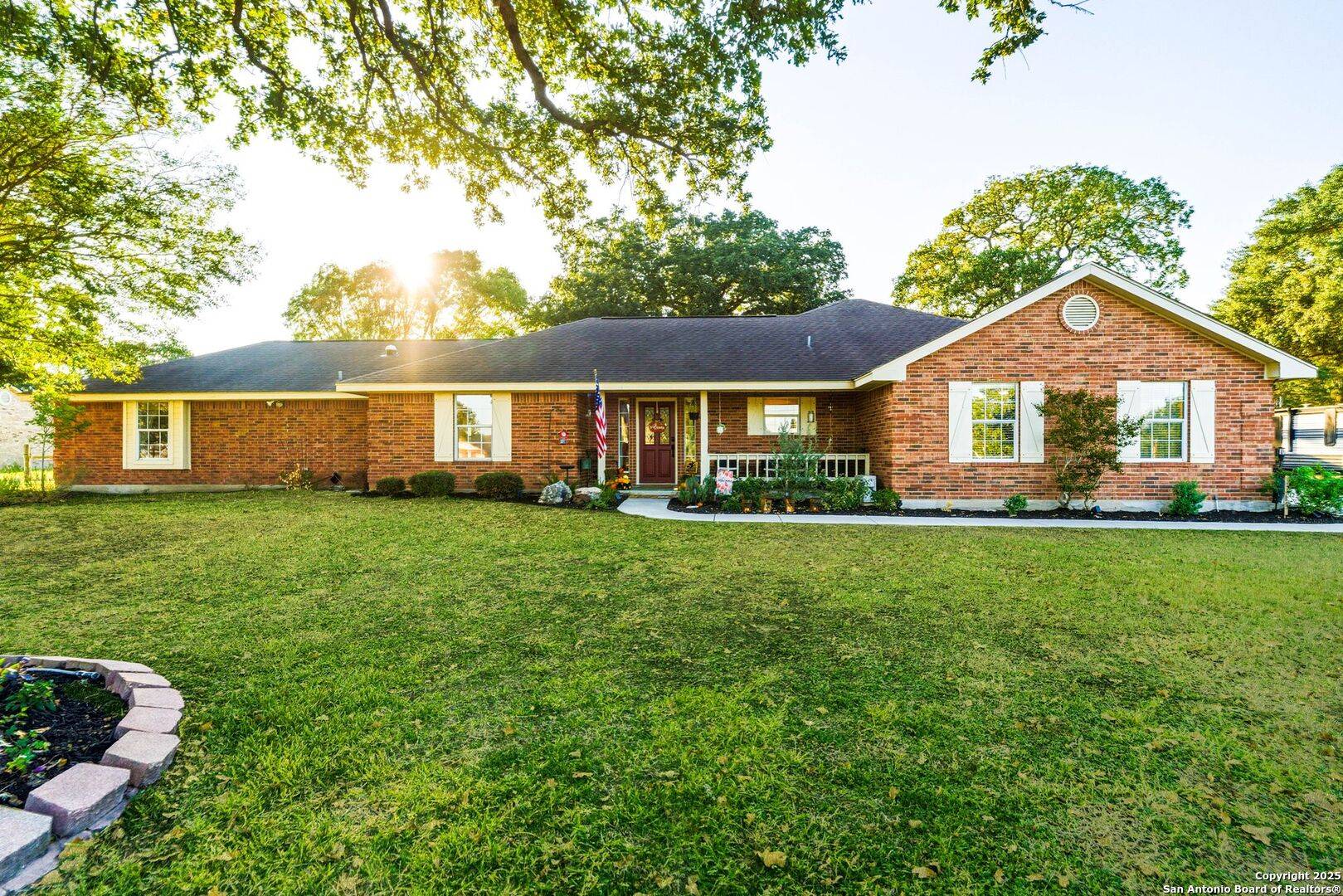 La Vernia, TX 78121,1265 Hillside Oaks Dr