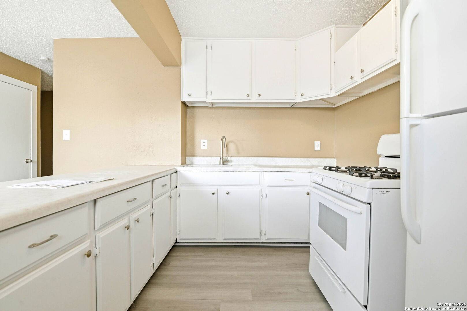 San Antonio, TX 78210,1827 highland