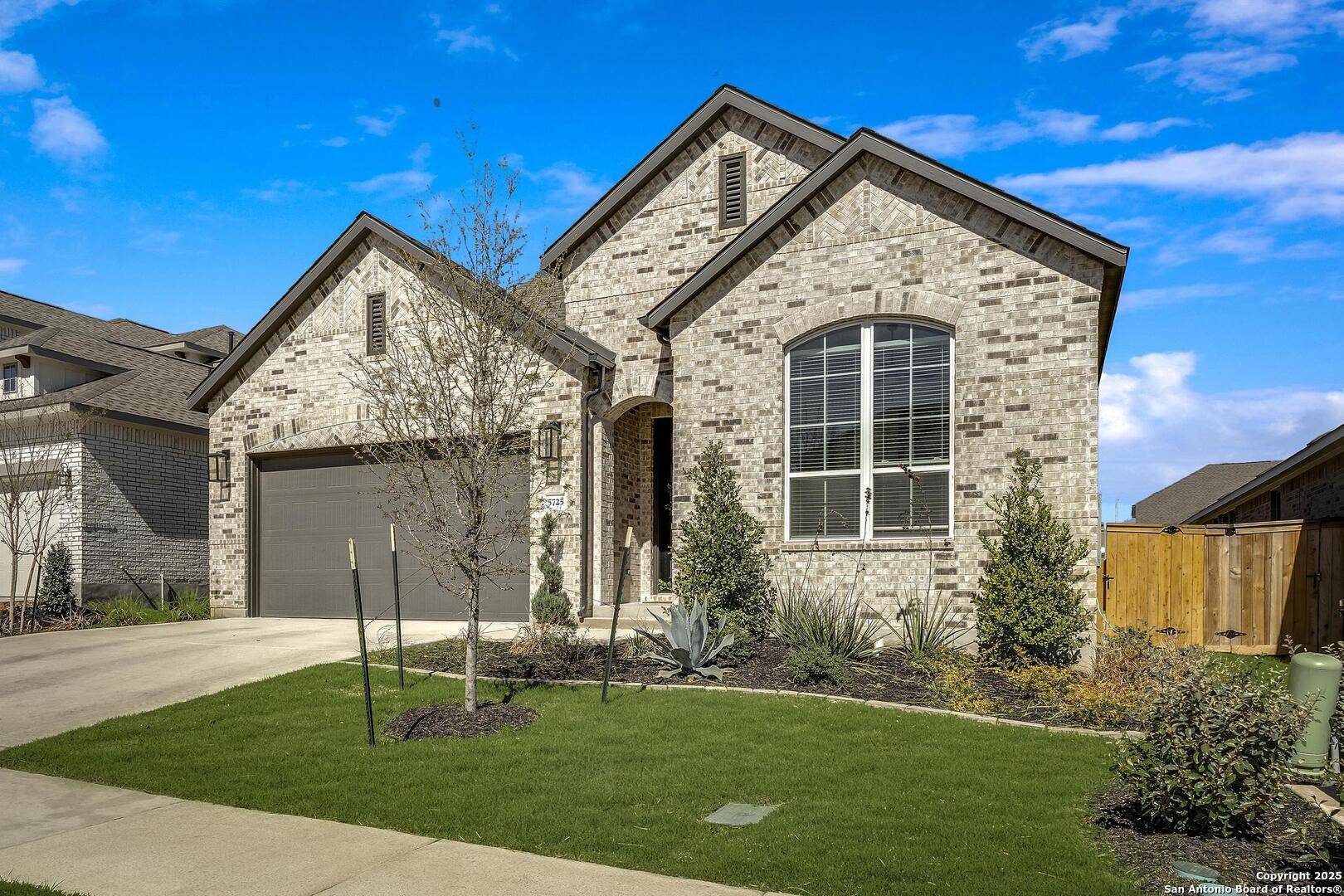 New Braunfels, TX 78130,5725 Huron Dr