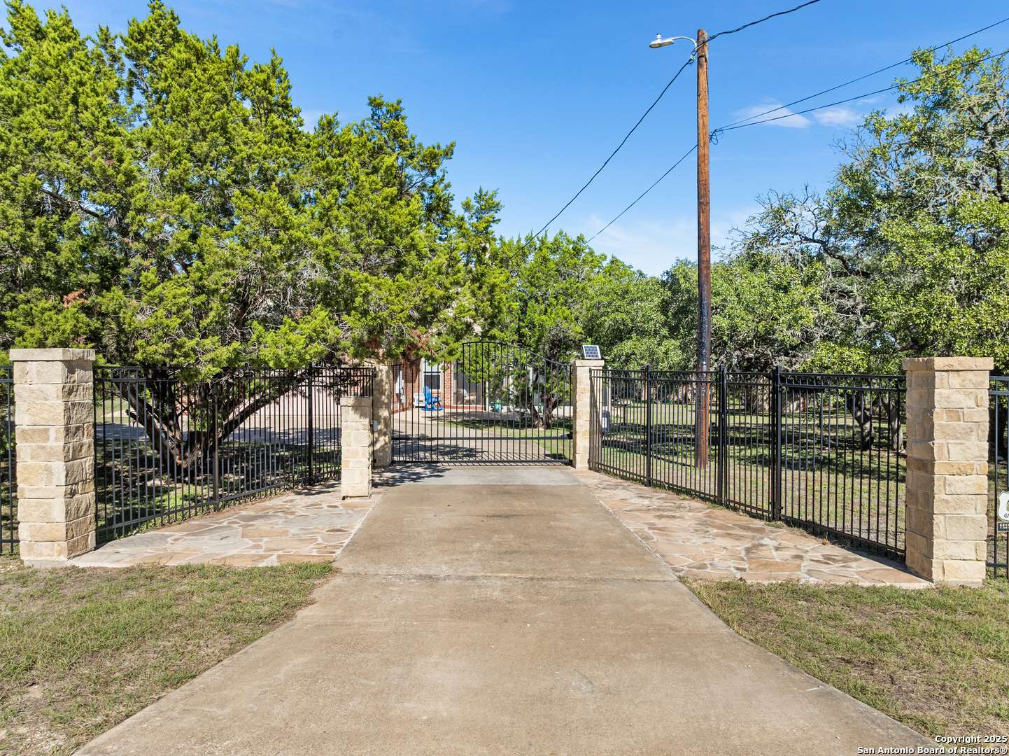 New Braunfels, TX 78132,577 River Chase