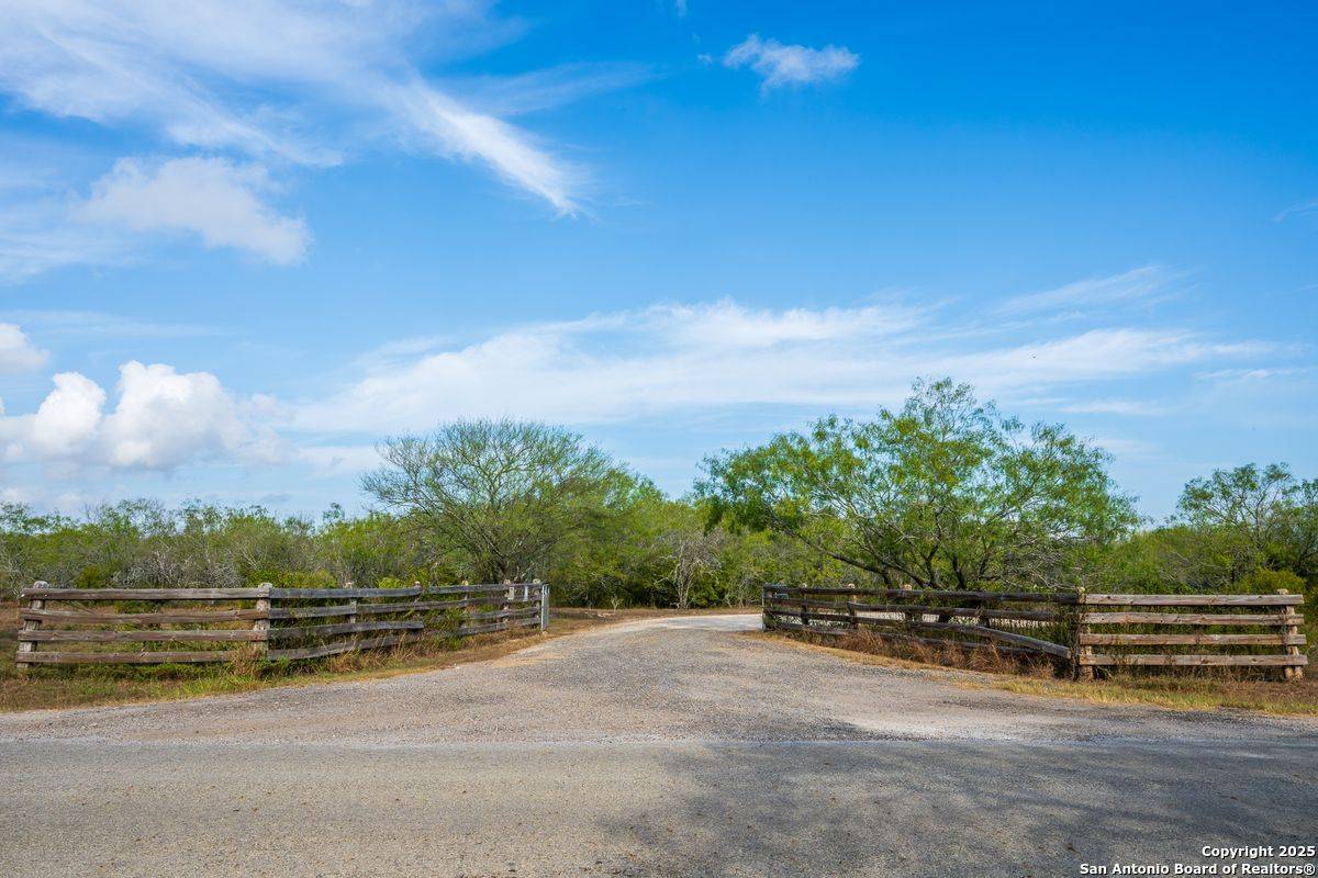 Sandia, TX 78383,947 County Road 302