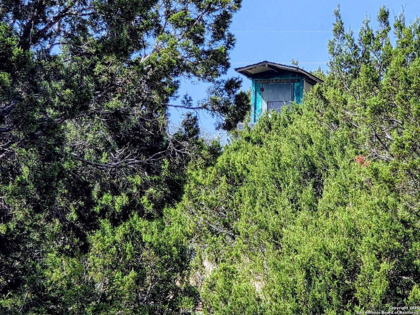 Rocksprings, TX 78880,72.5 AC +/- SD5570