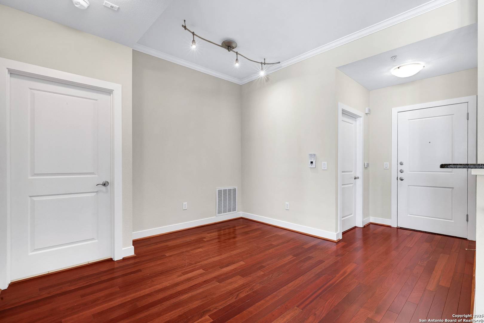 San Antonio, TX 78229,7342 Oak Manor Dr UNIT 1304