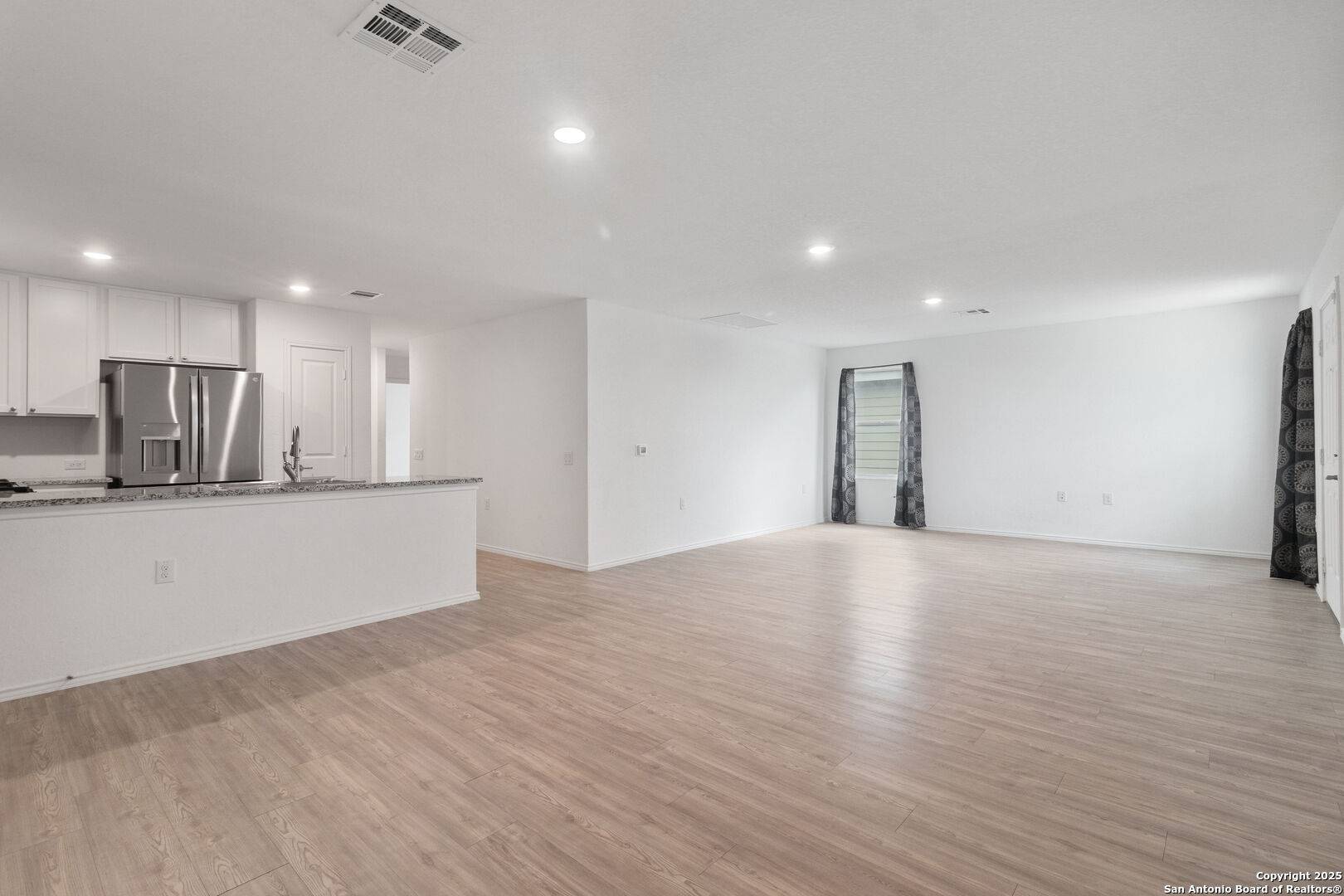 San Antonio, TX 78221,12058 Still Pass