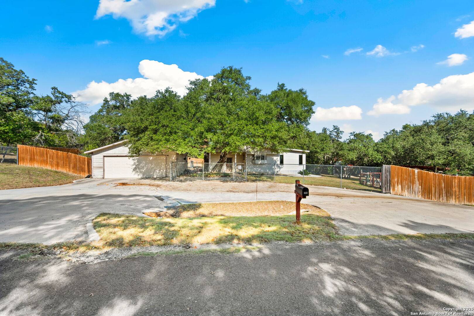 San Antonio, TX 78260,835 Tecumseh