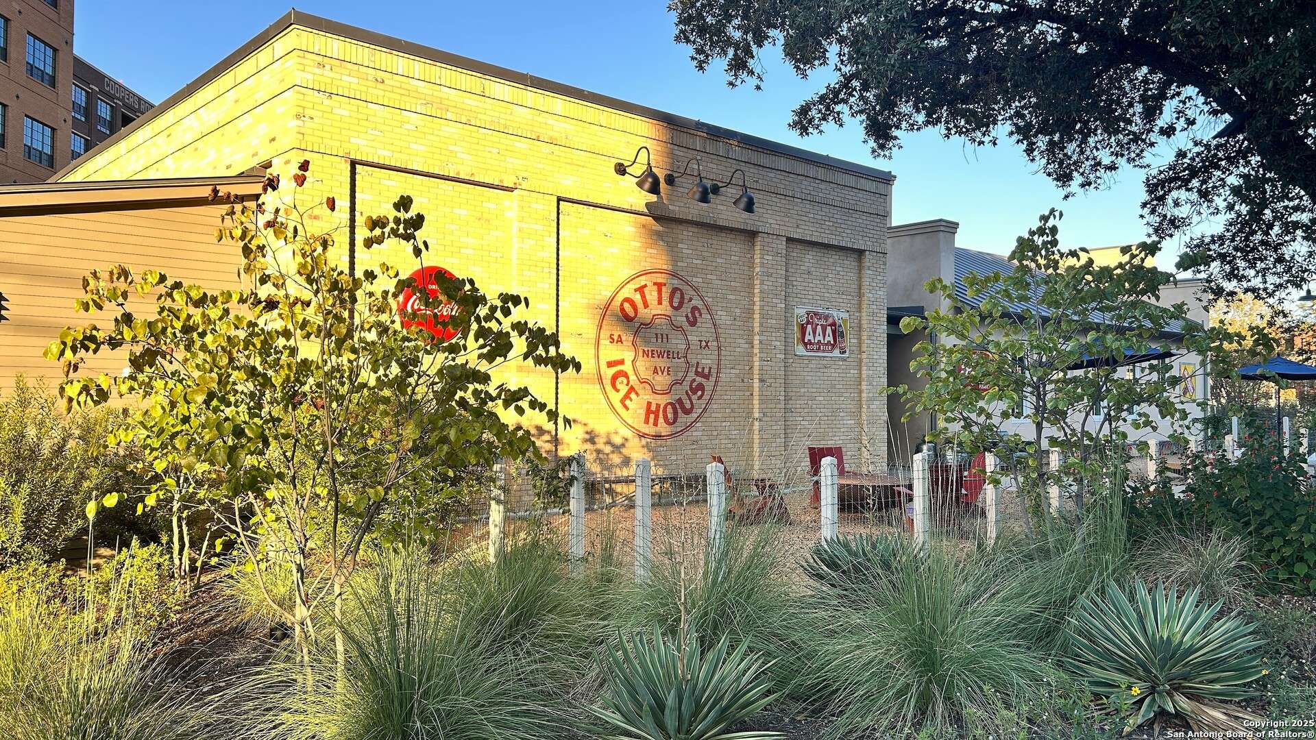 San Antonio, TX 78212-4661,108 NEWELL AVE