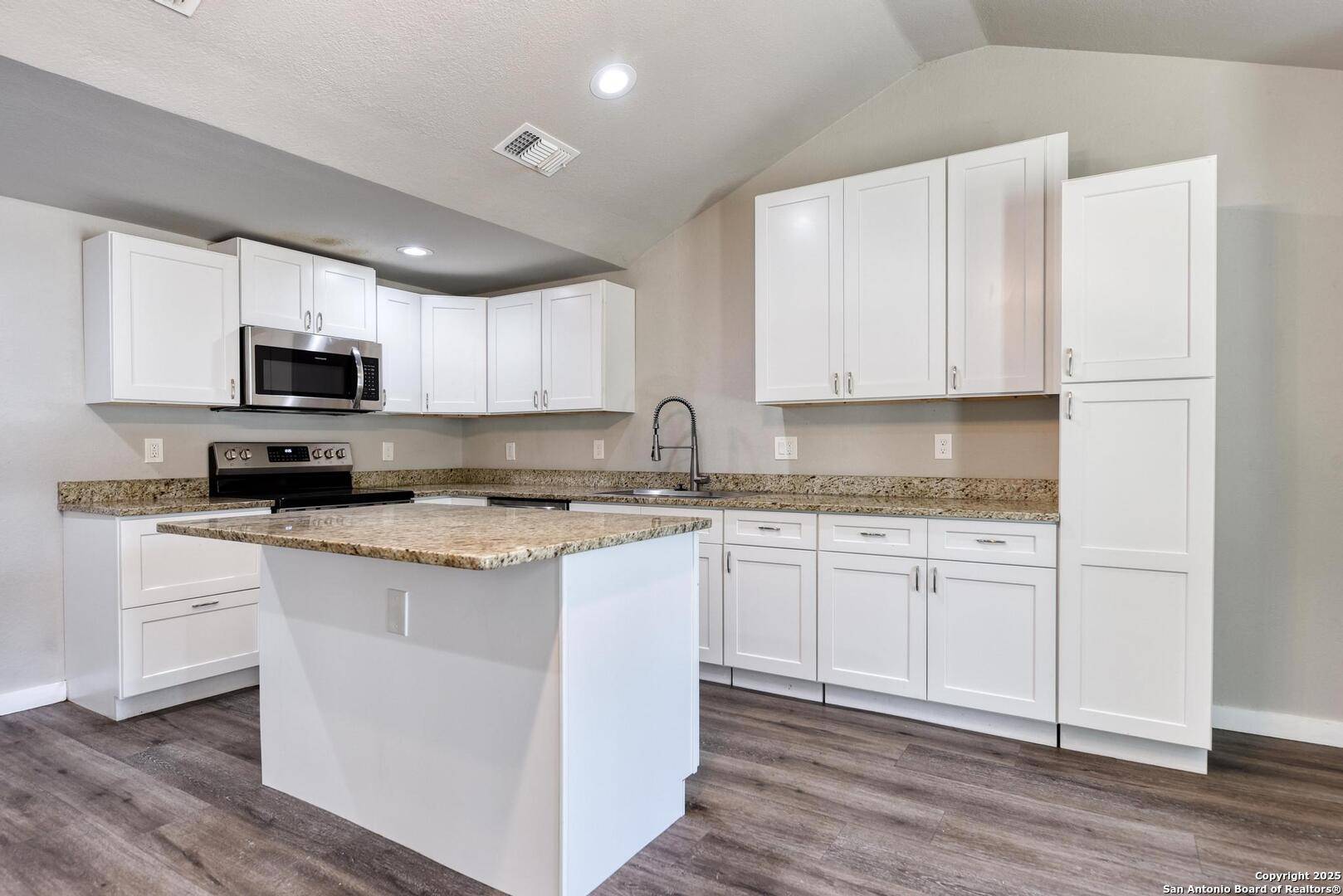 San Antonio, TX 78203,131 Sidney