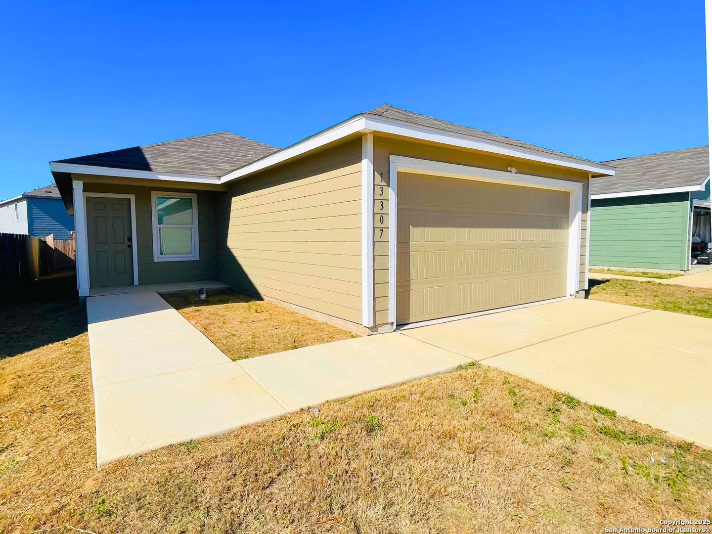 San Antonio, TX 78221,13307 Dutra