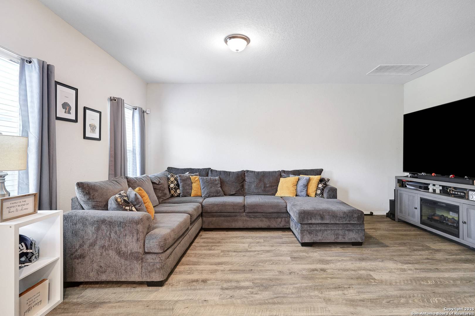 San Antonio, TX 78223,10514 LETUS OAK