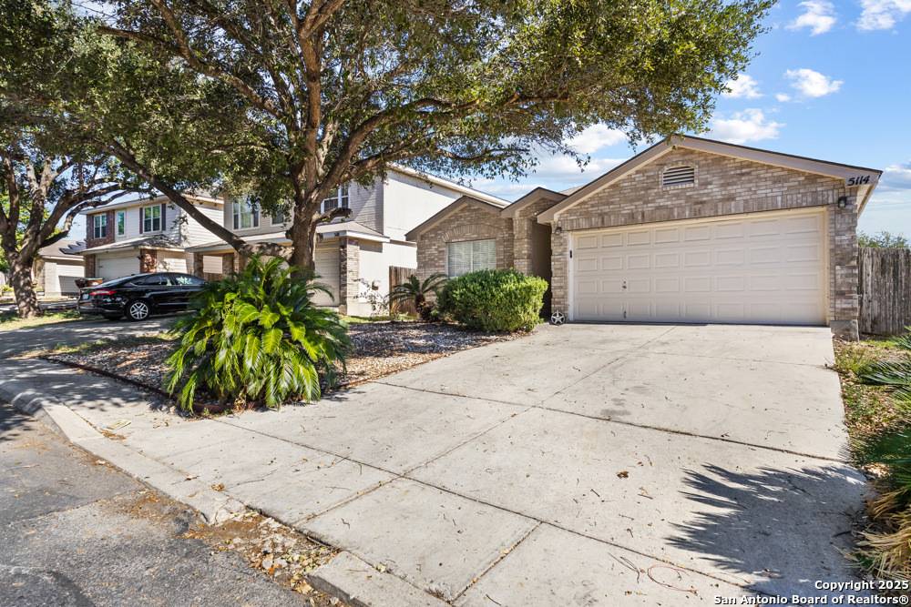 San Antonio, TX 78244,5114 Crestwood Hill