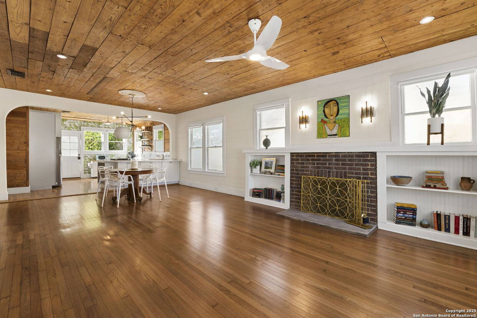 San Antonio, TX 78212,620 E Myrtle