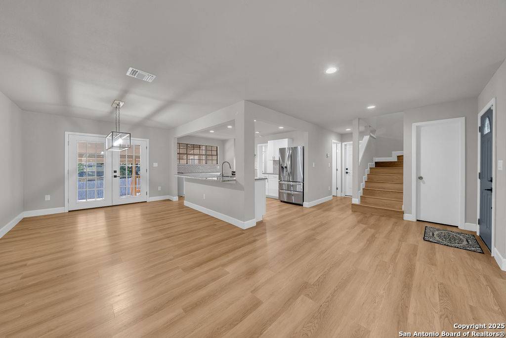 San Antonio, TX 78250,8610 Timberbriar