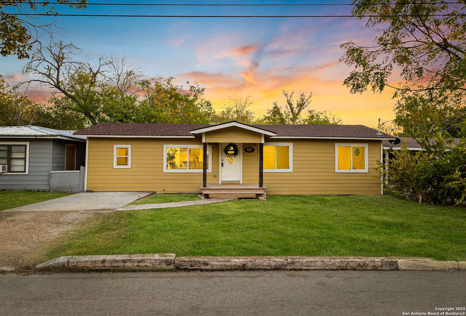 Seguin, TX 78155,937 Anderson