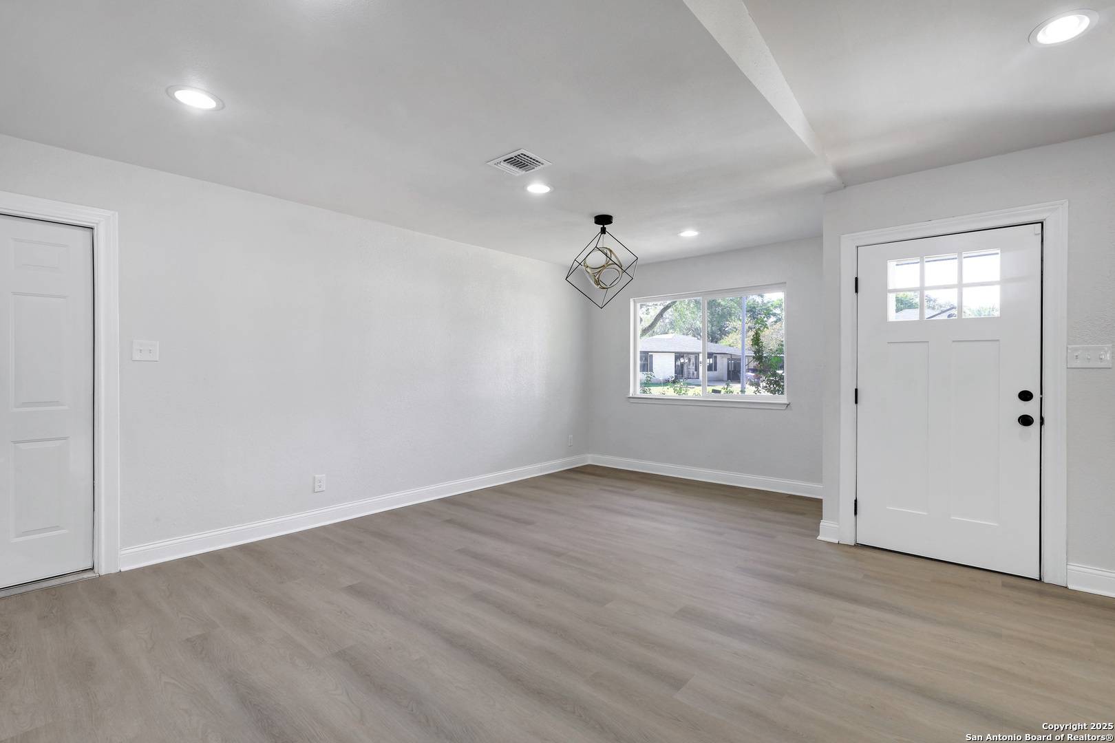 San Antonio, TX 78228,3606 Fred Ross