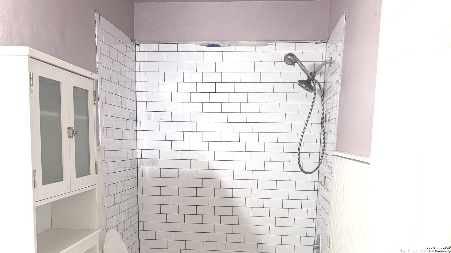 Devine, TX 78016,907 DOVE AVE