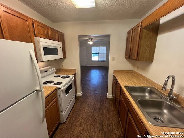 Converse, TX 78109-1362,202 ASH DR UNIT 103