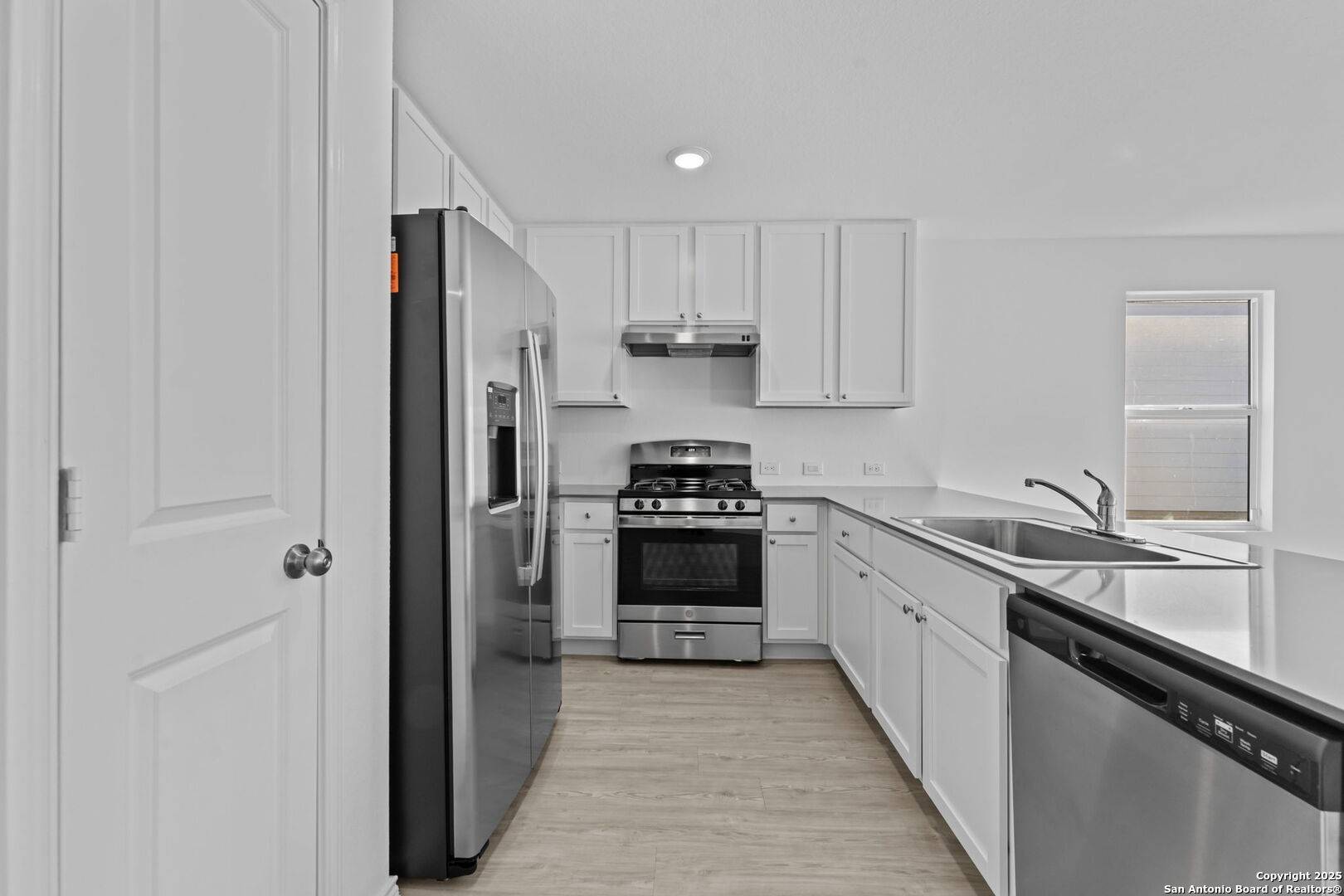 San Antonio, TX 78223,3626 Greensfield Way