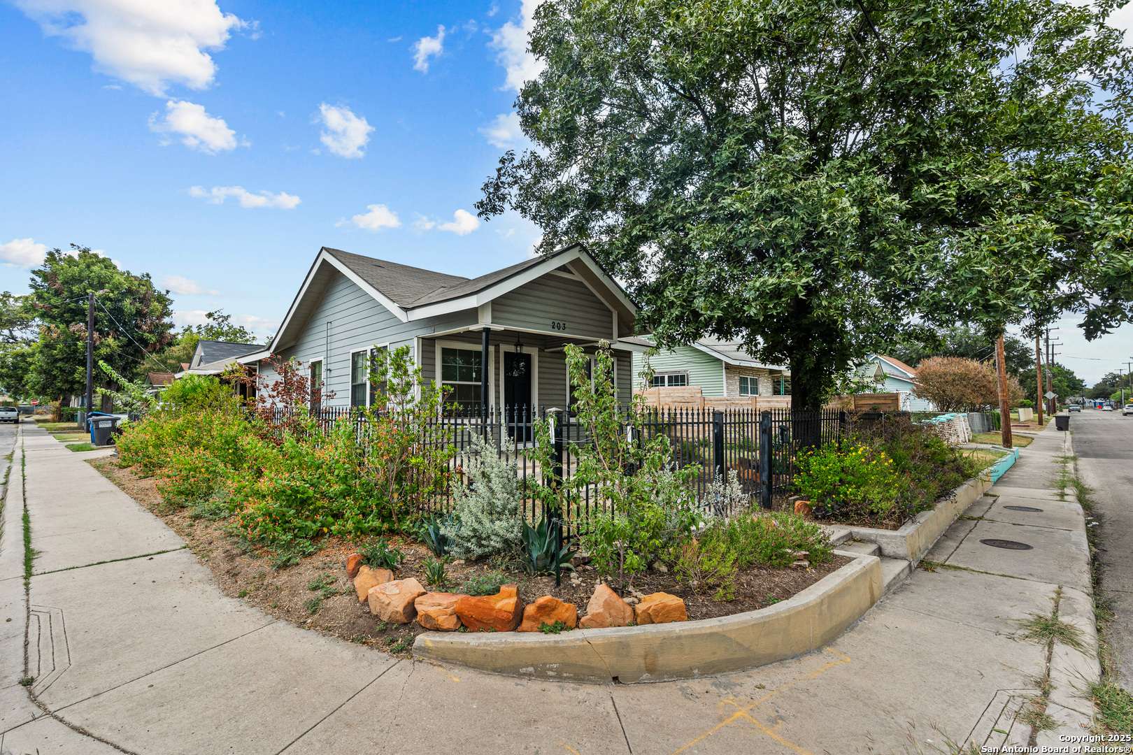 San Antonio, TX 78204,203 Helena