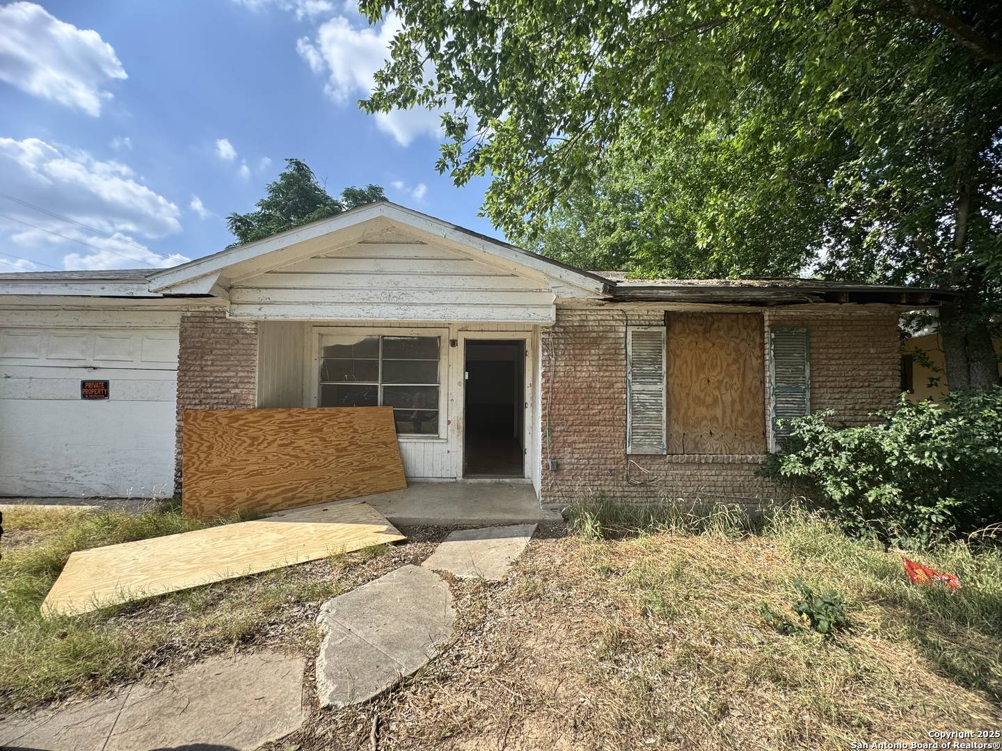 San Antonio, TX 78220,607 Dorie St