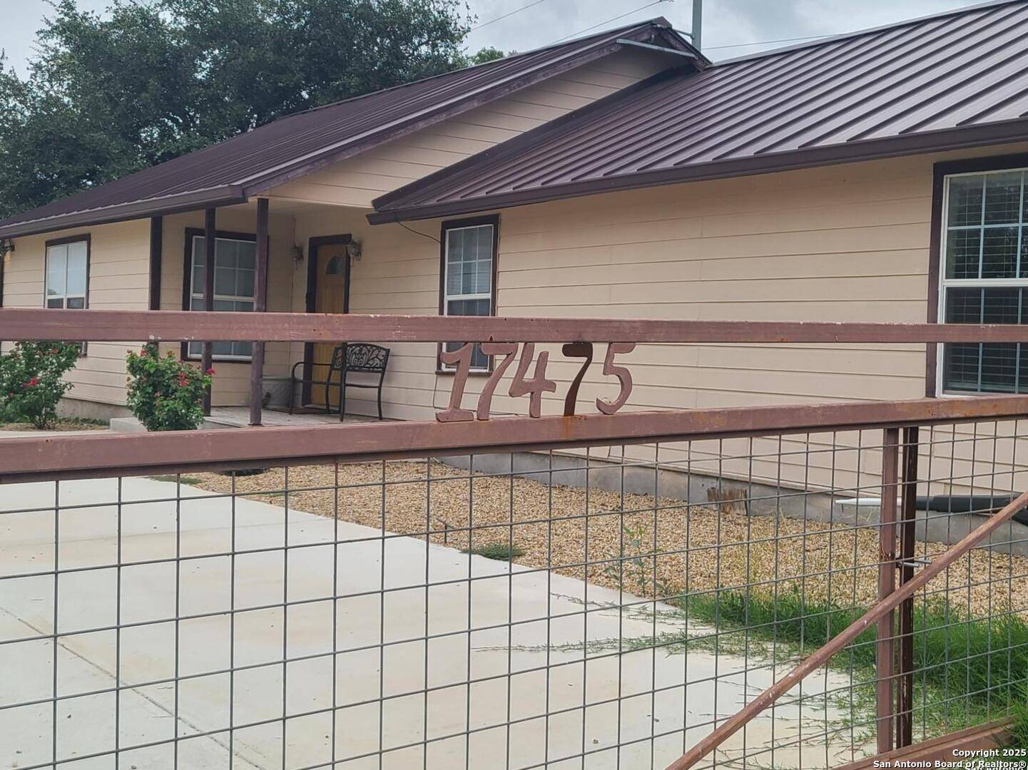 Natalia, TX 78059,17475 fm 463