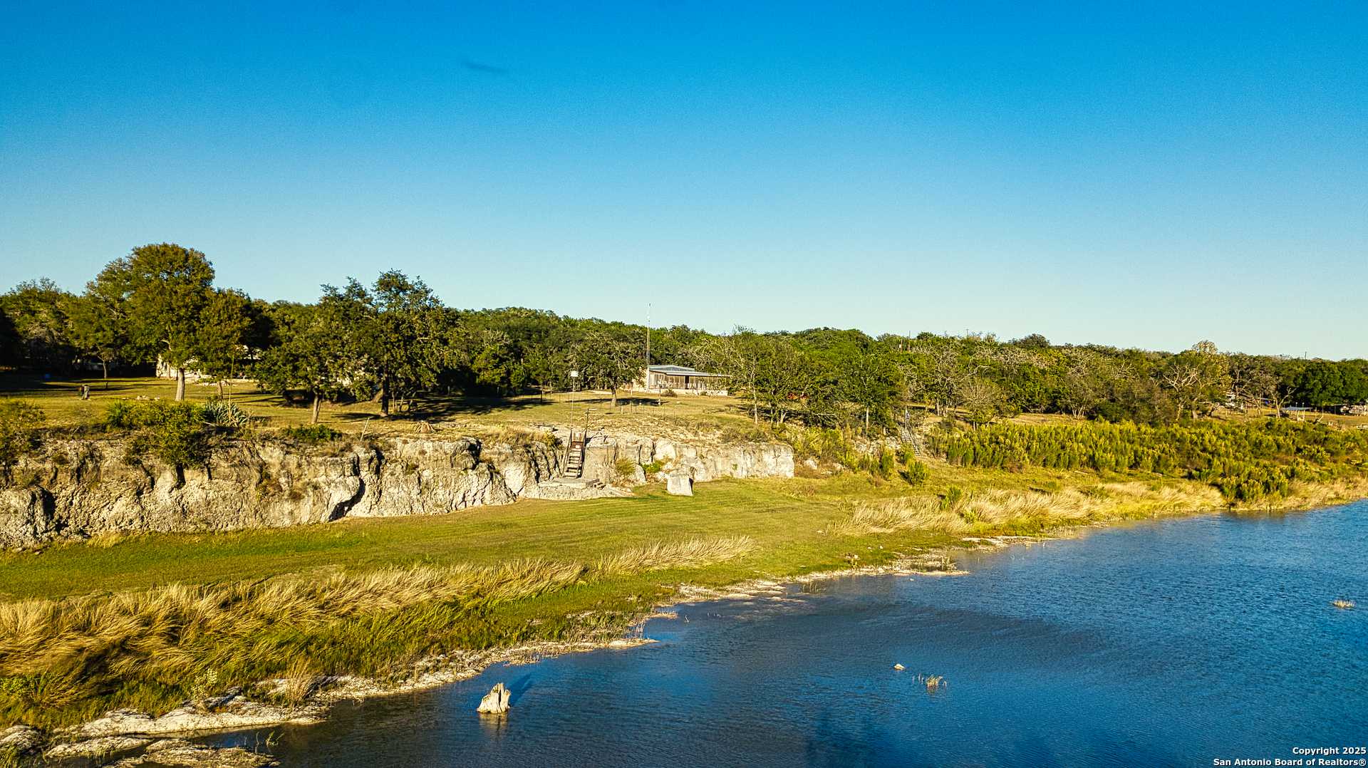 Pipe Creek, TX 78063,1647 Rio Ranchero