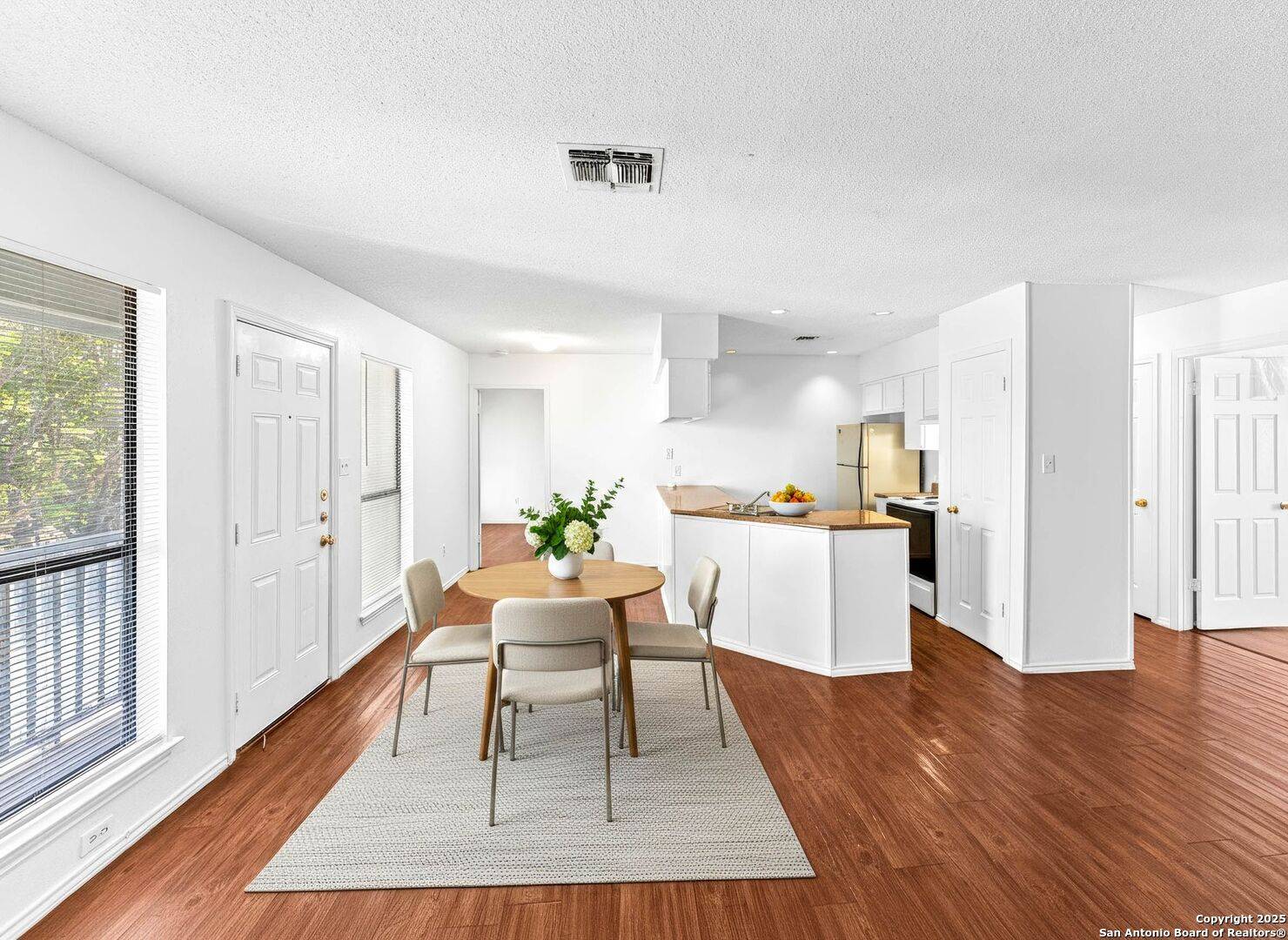 San Antonio, TX 78239,7568 Windsor Oaks