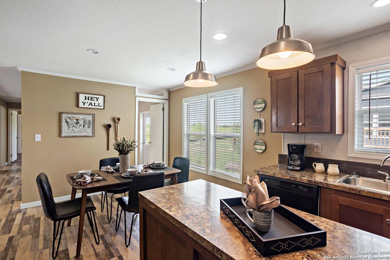 Bigfoot, TX 78005,1700 Sandbranch Rd