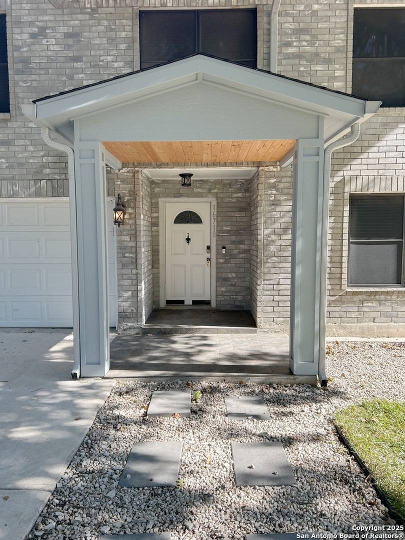 San Antonio, TX 78247,16718 Stoney Glade