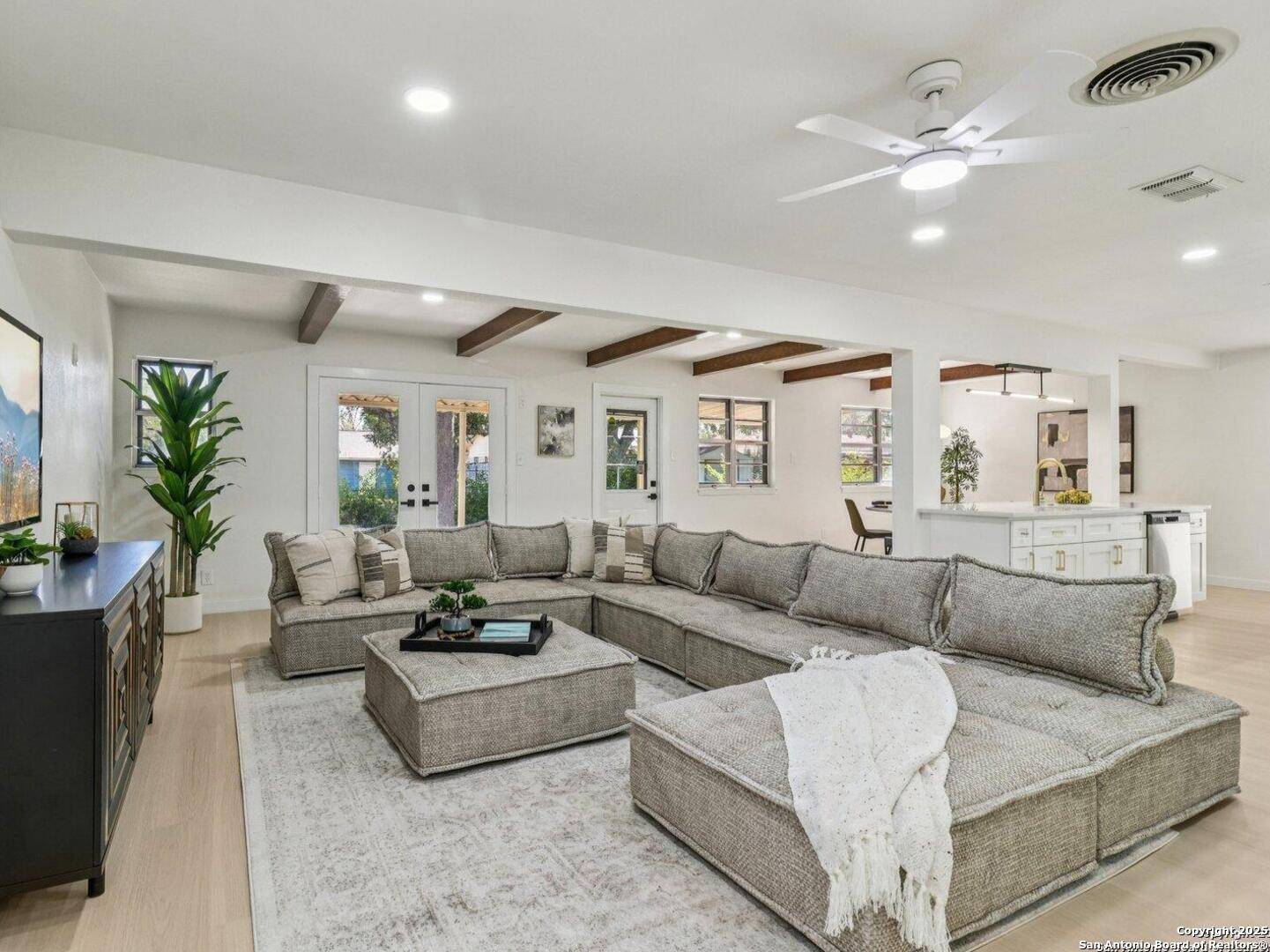 San Antonio, TX 78230,3226 Colony