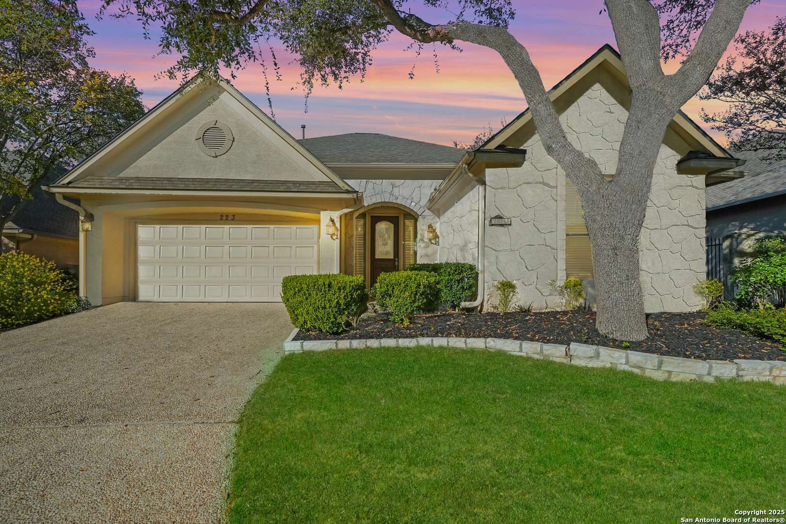 San Antonio, TX 78260,223 Garden Hill