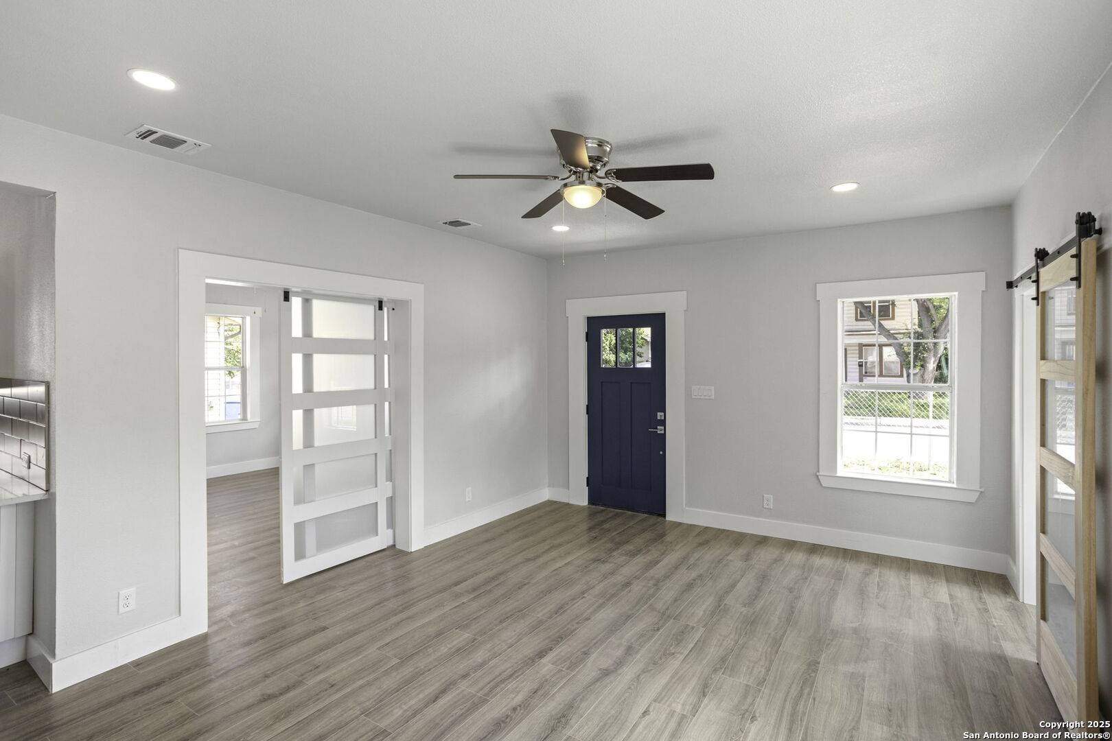 San Antonio, TX 78204,206 E Lambert