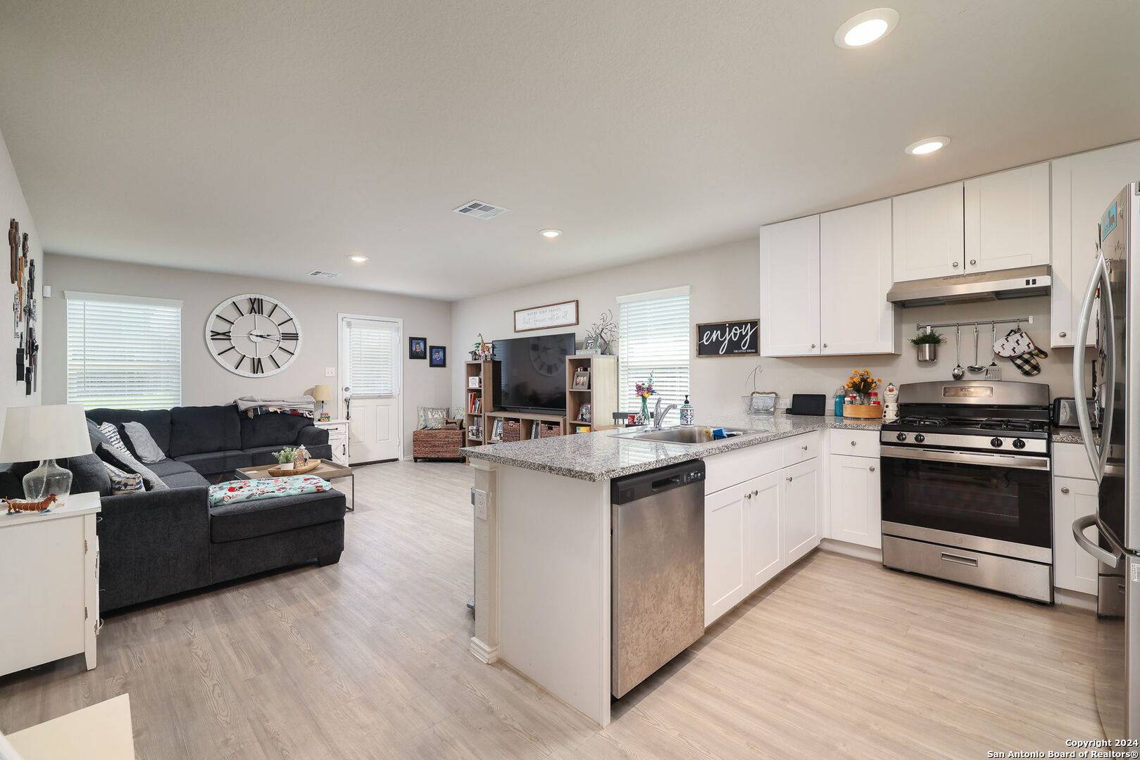 Bulverde, TX 78163,5359 Forbs