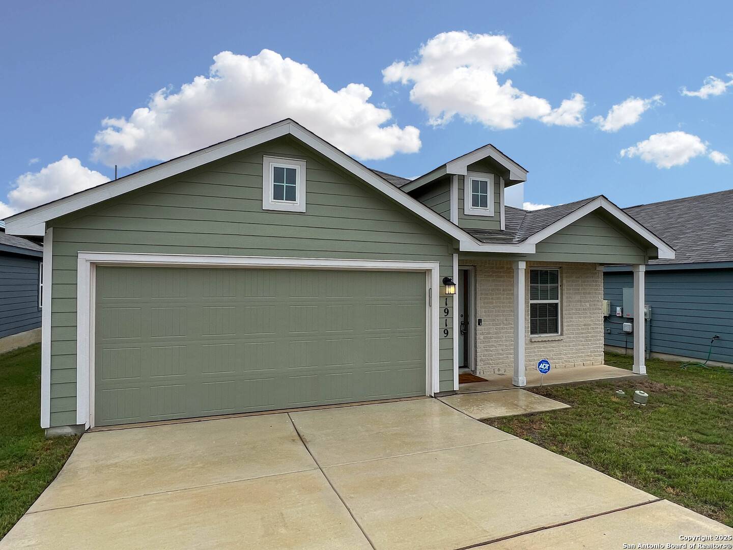 New Braunfels, TX 78130,1919 Fieldfare