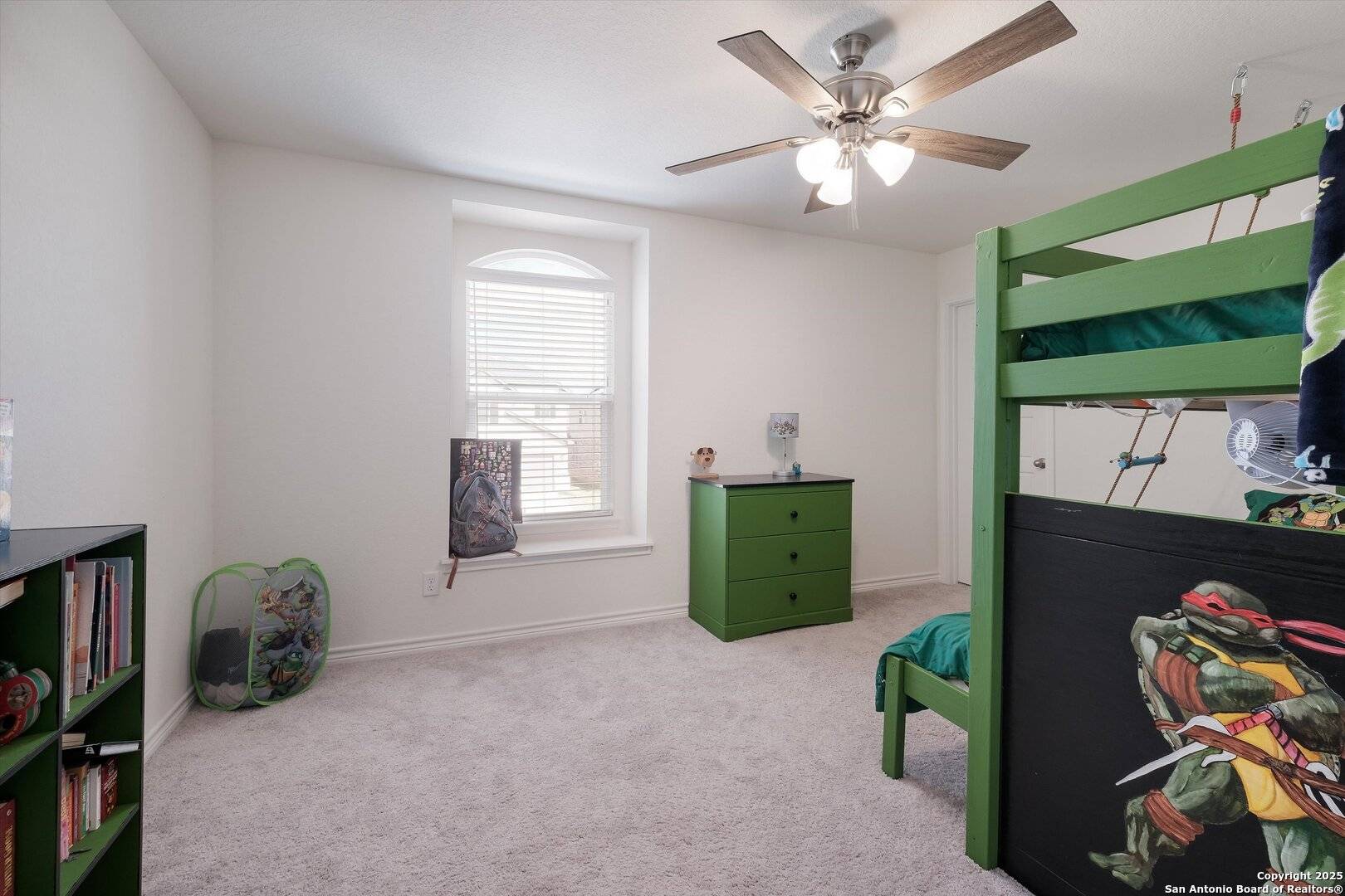 San Antonio, TX 78261,5230 Wolf Bane