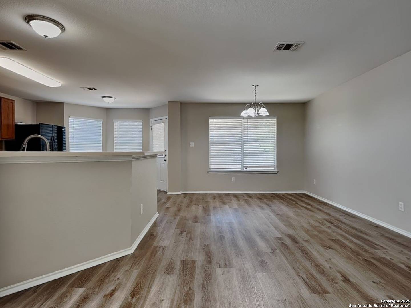 Cibolo, TX 78108,201 Hereford