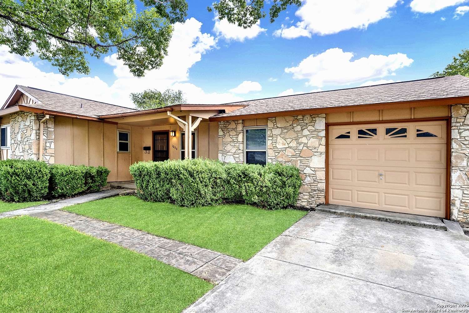 Schertz, TX 78154,1004 Gettysburg