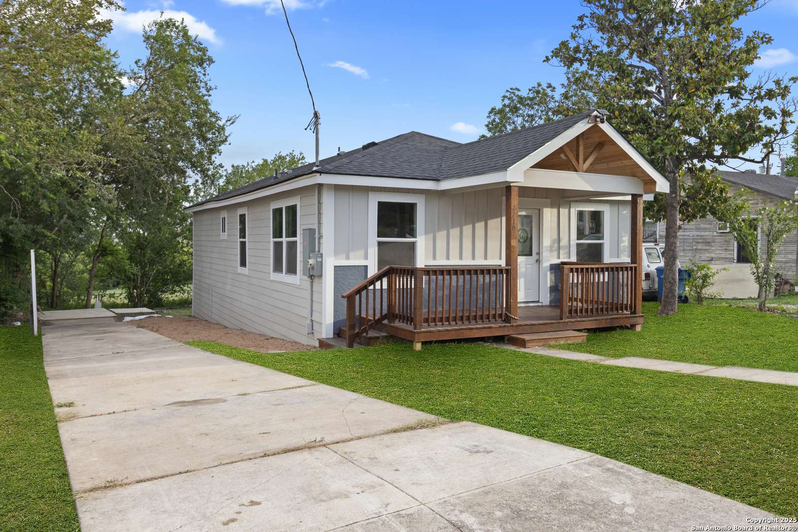 San Antonio, TX 78202,2210 Crockett