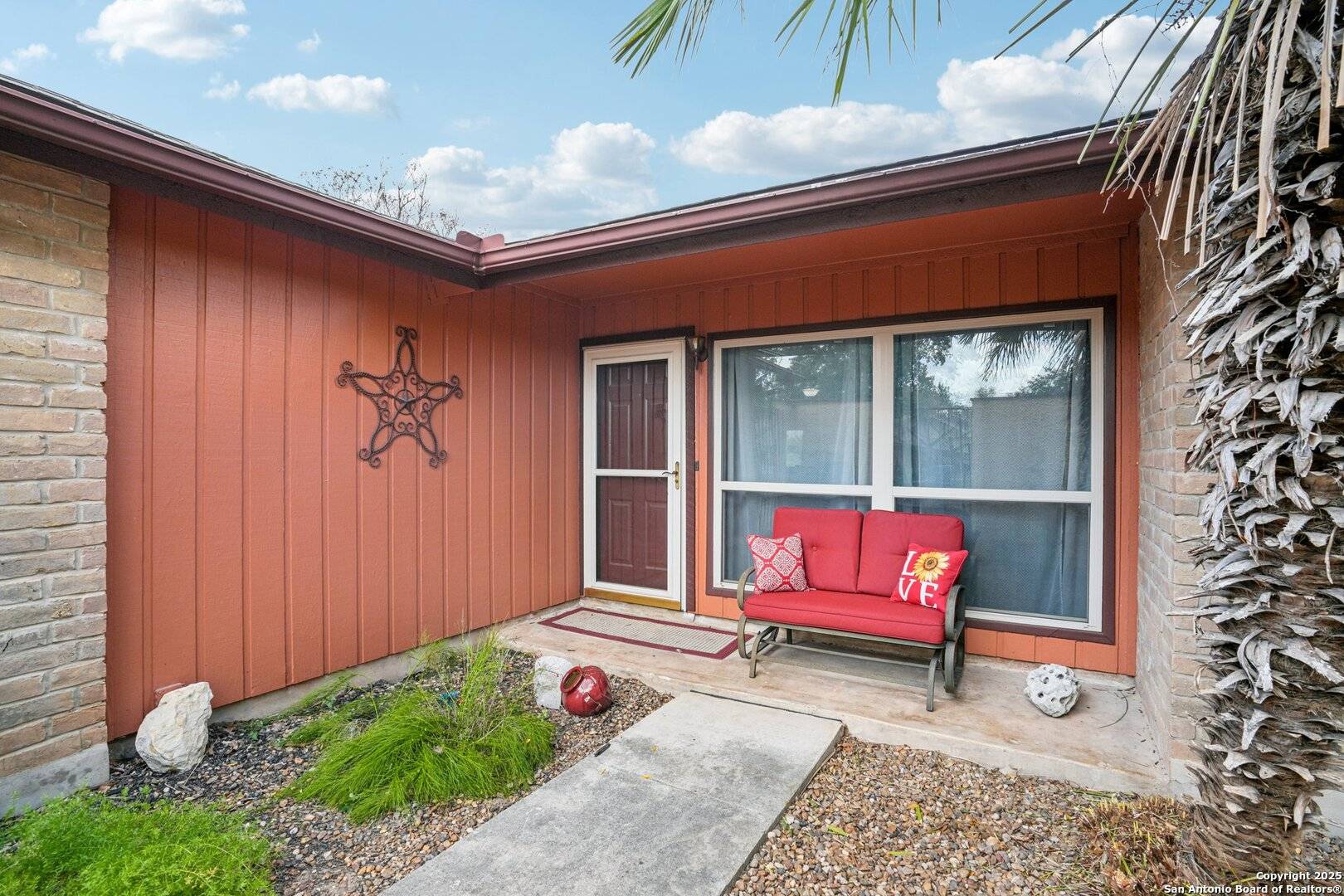 San Antonio, TX 78233,5323 Cerro Vista