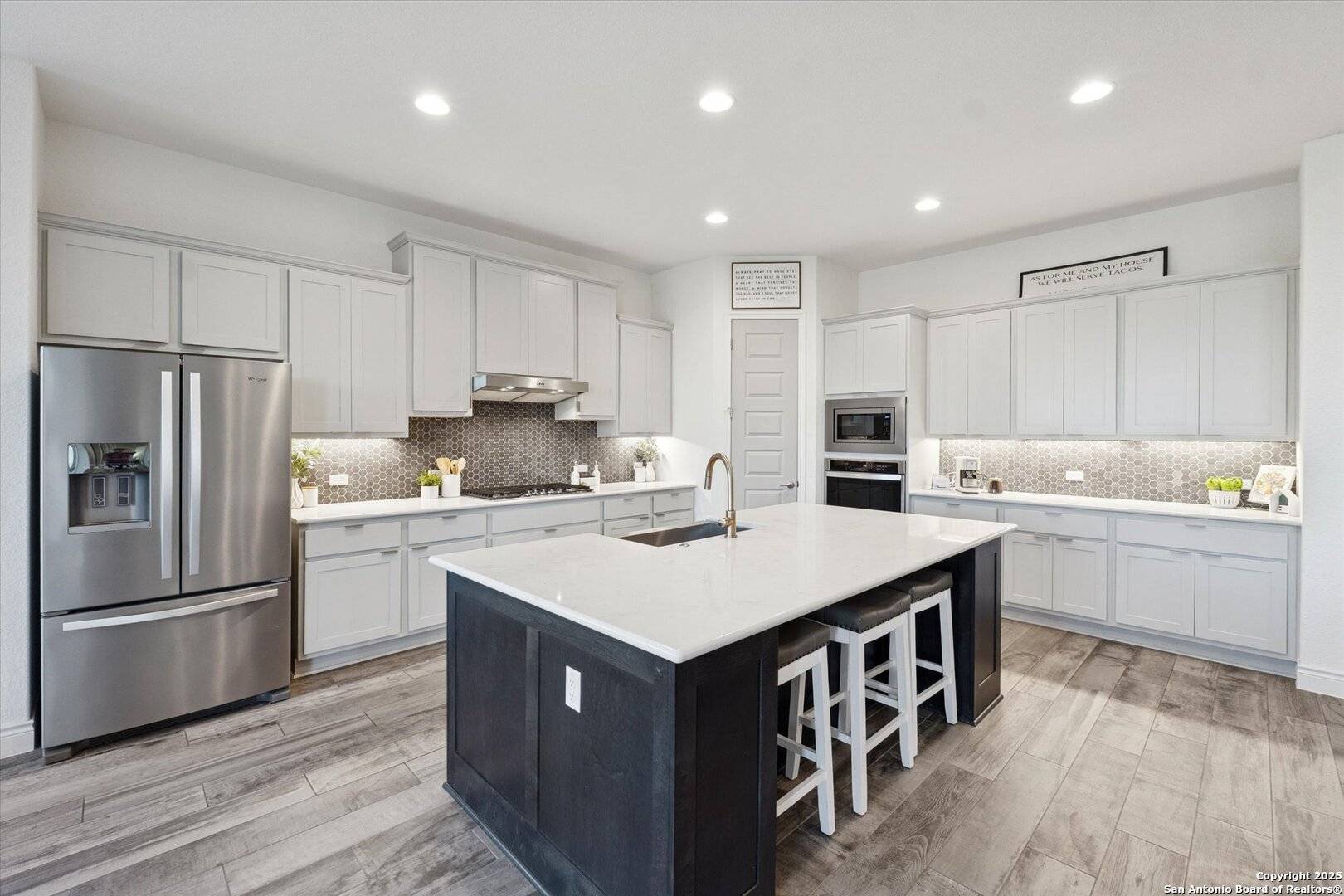 Bulverde, TX 78163,1386 Lyme Park