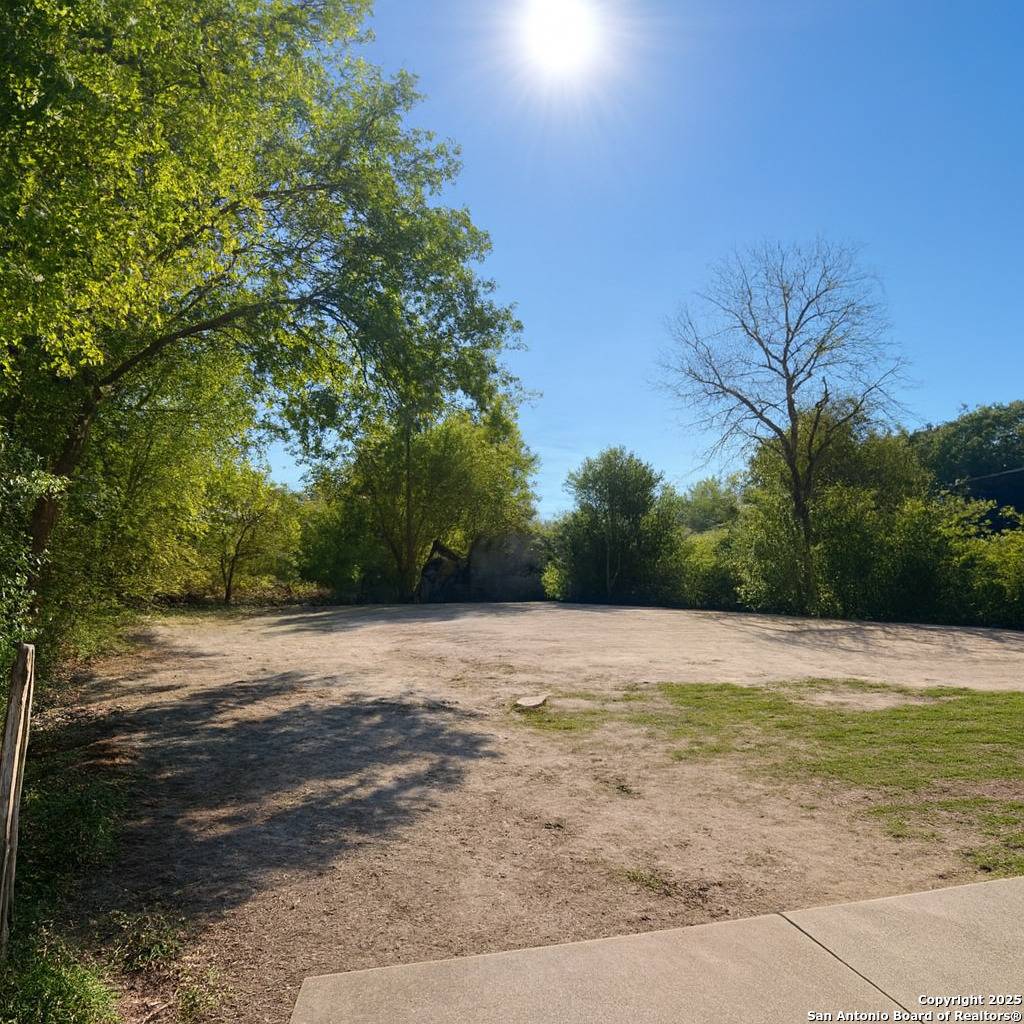 San Antonio, TX 78237,212 Wilmot St