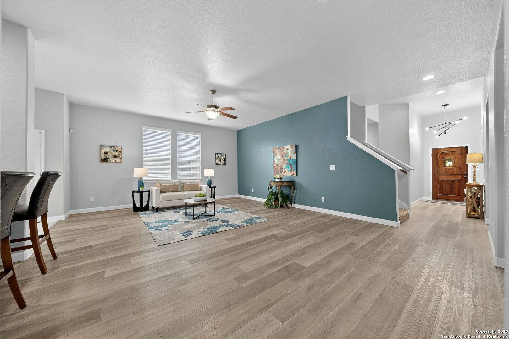 San Antonio, TX 78261,5632 Carriage Falls