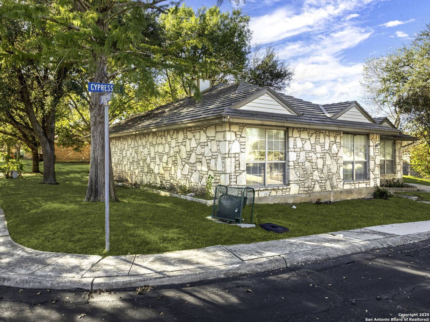 Schertz, TX 78108,4025 Cypress