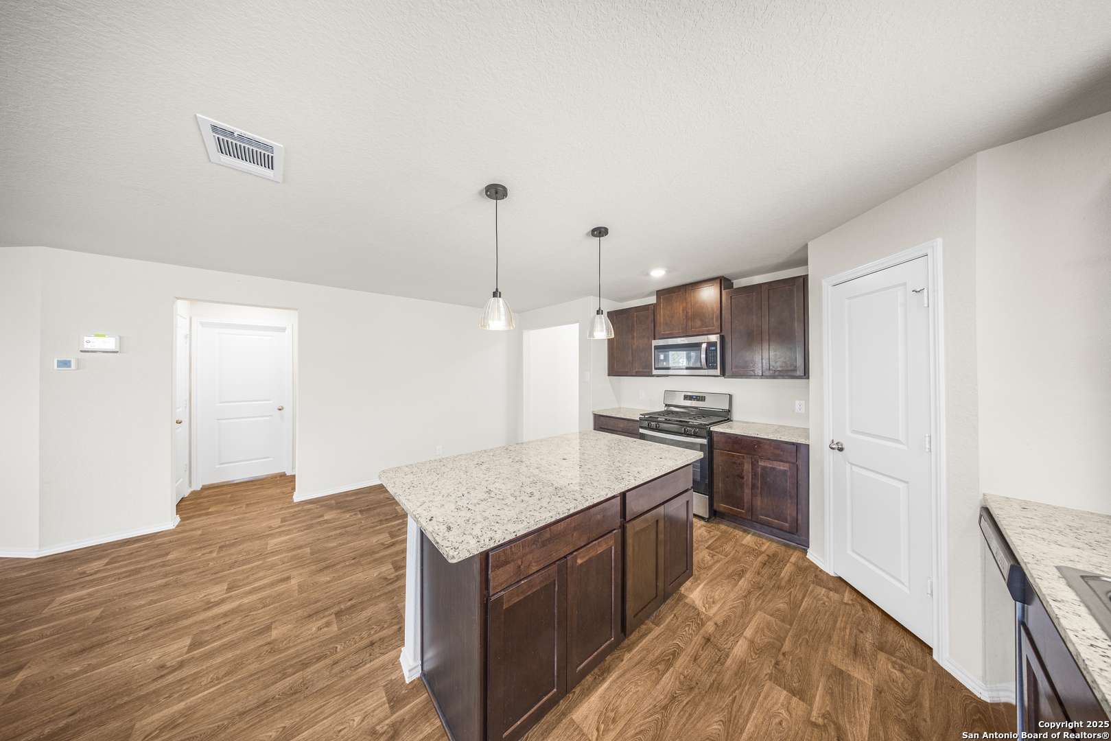 San Antonio, TX 78253,1023 Andean Emerald